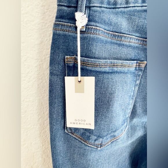 Good American Good Flare High Rise Jeans Dark Wash Wide Leg 70s Size 2 / 26 NWT - Picture 4 of 9